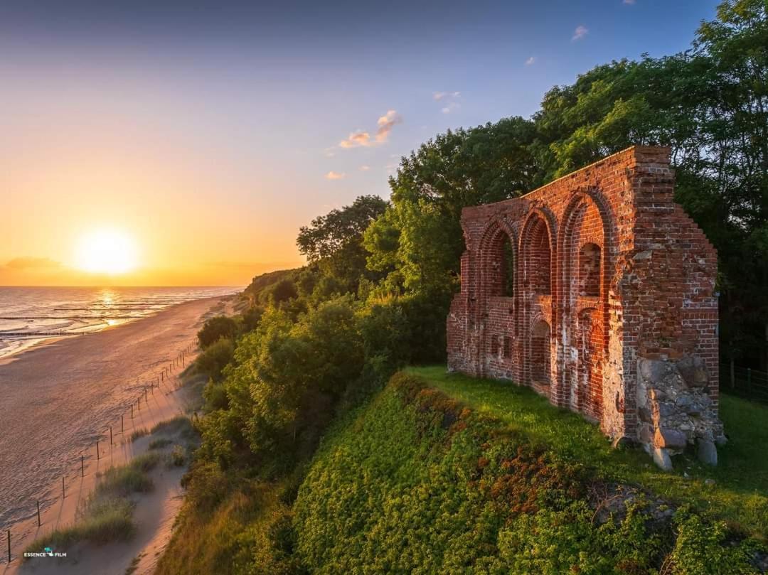 Apartamenty Obok Ruin Trzęsacz Esterno foto